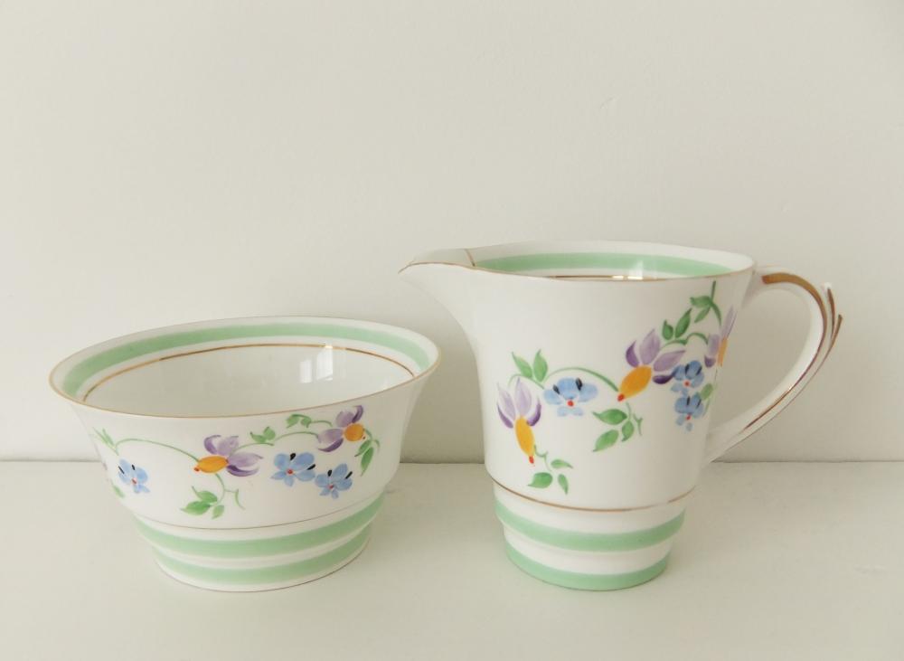 Art Deco China - Art Deco Sugar Bowl And Milk Jug - Roslyn China